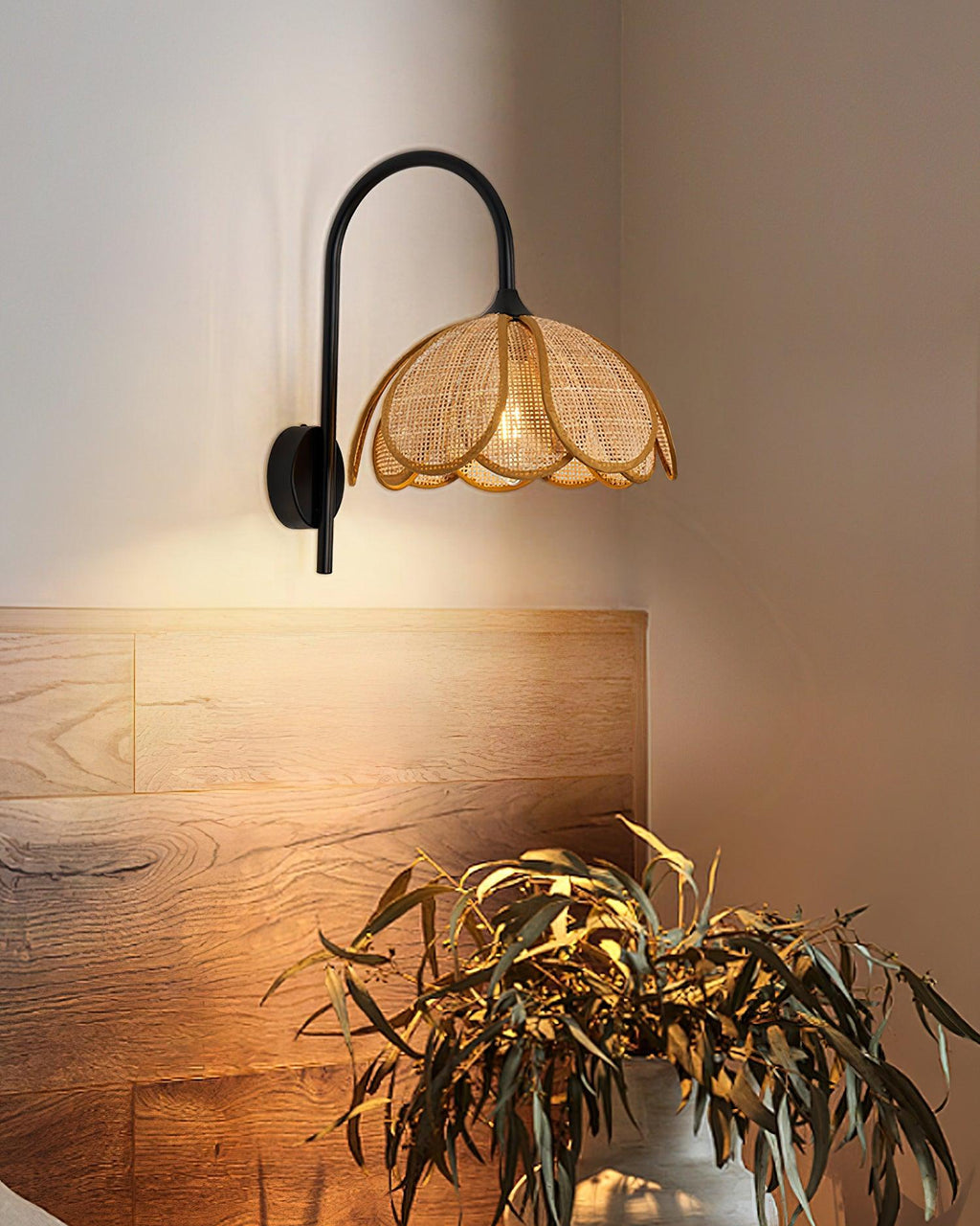 Bloom Rattan Wall Lamp 15.7"