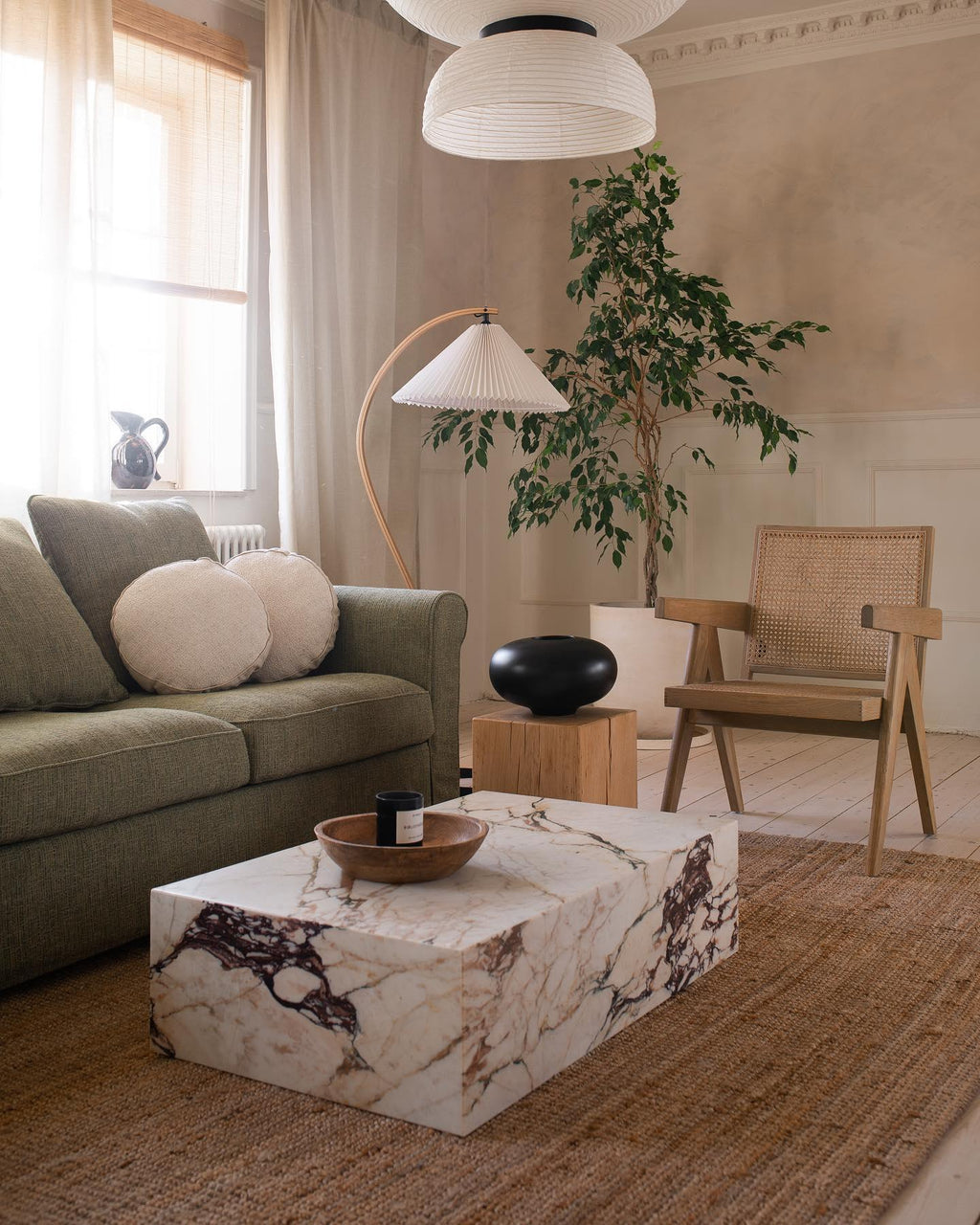 Caprani Floor Lamp 28.4"
