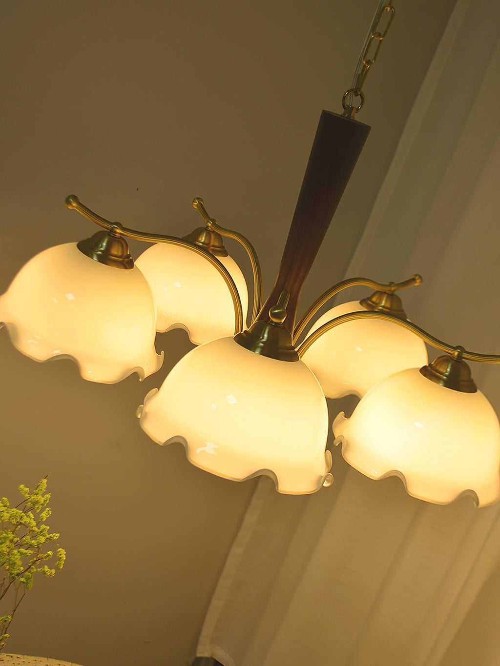 Crack Flower Chandelier