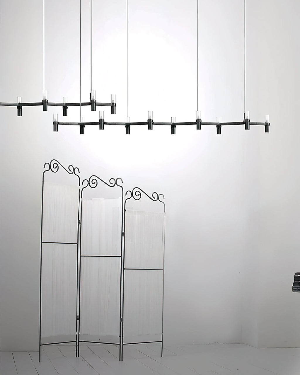 Crown Plana Linea Pendant Light