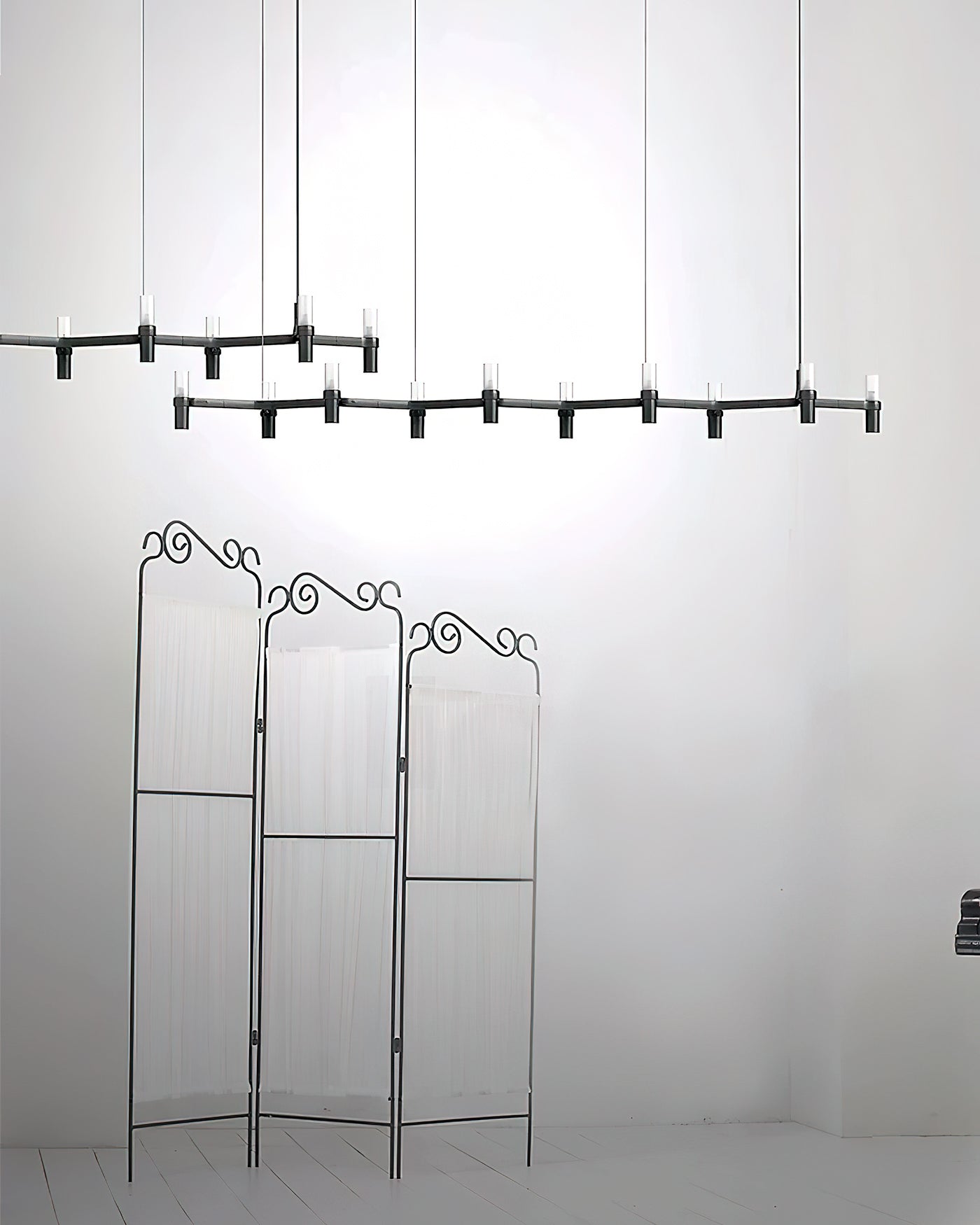 Crown Plana Linea Pendant Light