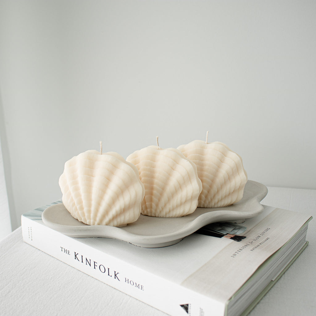 Clam Shell Candle | Minimalistic Coastal Summer Decor